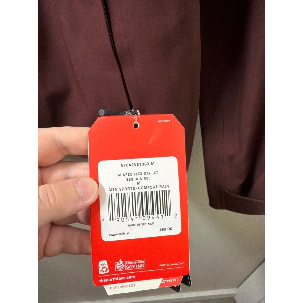 Men's NEW North Face Apex Flex Goretex Jacket in Sequoia Red Size Medium